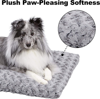 Midwest Homes for Pets Small Quiettime Deluxe Gray Ombré Swirl Plush Pet Bed, 55